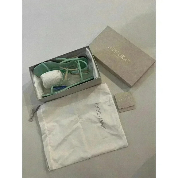 JIMMY CHOO Alodie Flat Nappa Patent Leather Sandals T Strap Logo Mint Green 9 39 - Picture 3 of 16